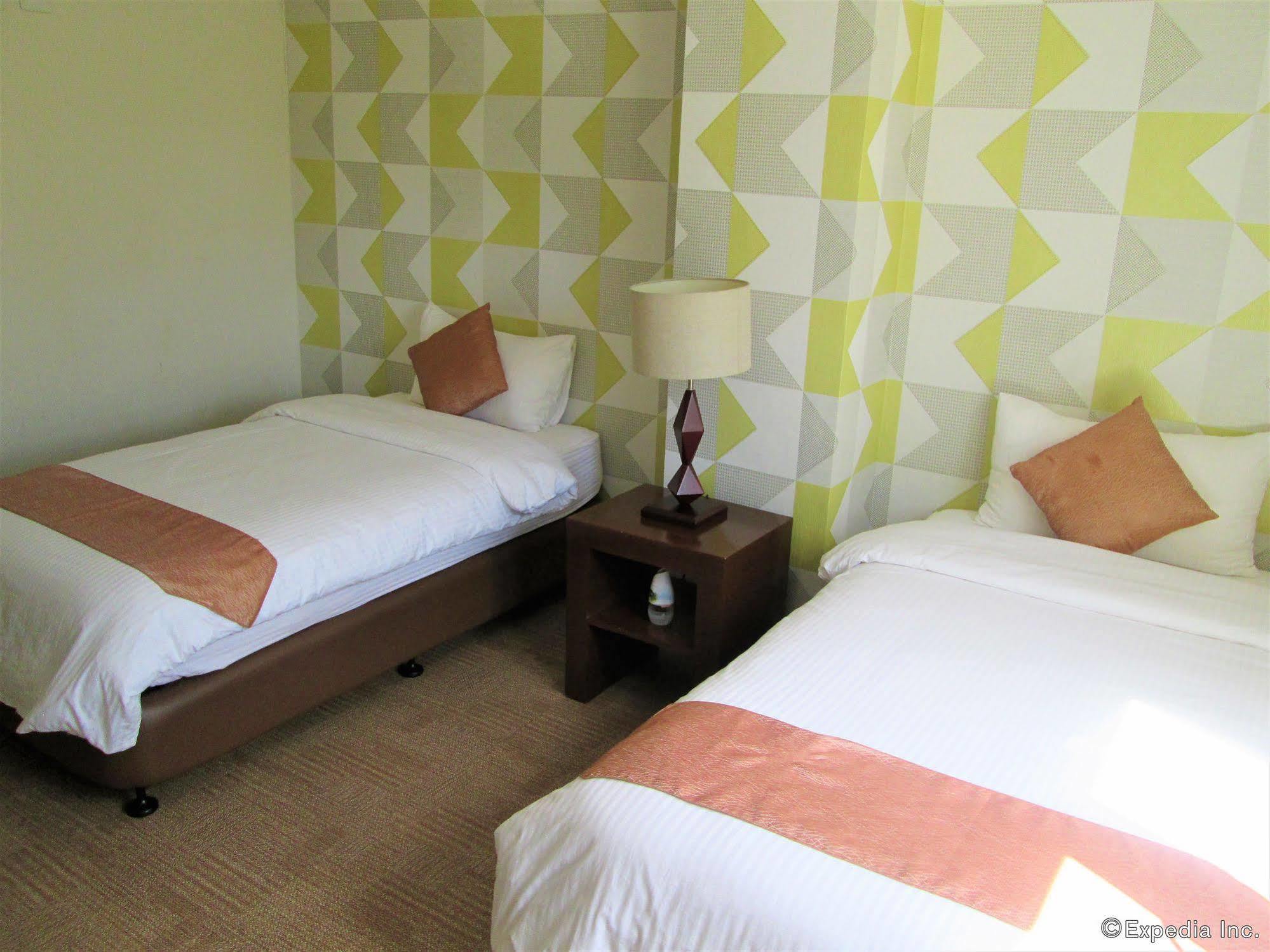 Lohas Airport Hotel Laguindingan Екстер'єр фото